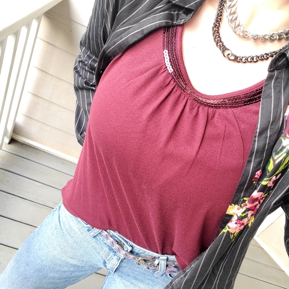 croft & barrow Red Burgundy Wine Pleated Sequined Neckline Festive Tank Top - Picture 3 of 13